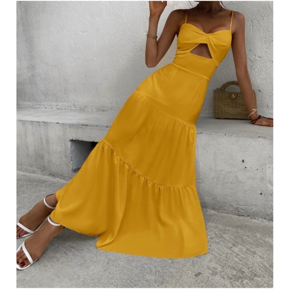 Boho Cut out Ruffle Maxi Dress - Picture 2 of 16